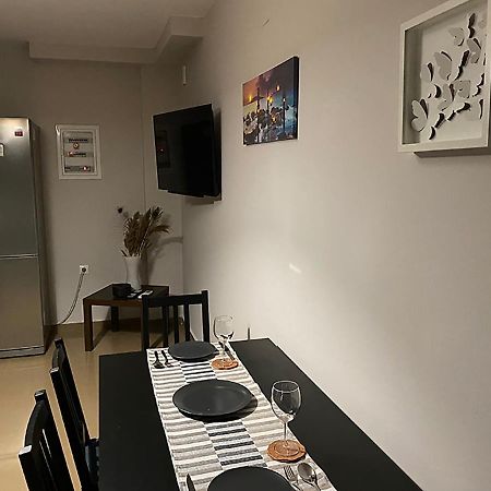 Meteora Studio By Meteora Residencies กาลัมปากา ภายนอก รูปภาพ